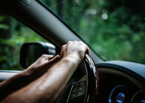 Cómo Ahorrar energía con tu coche